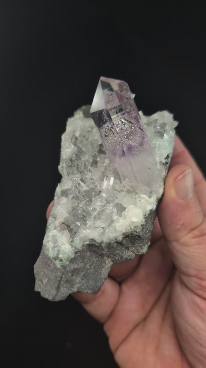 Rotating video of high-grade amethyst on quartz from Goboboseb, Namibia