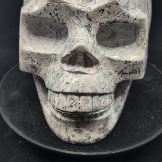 360° video of Picasso Jasper Skull — 5.2 kg museum-scale carving