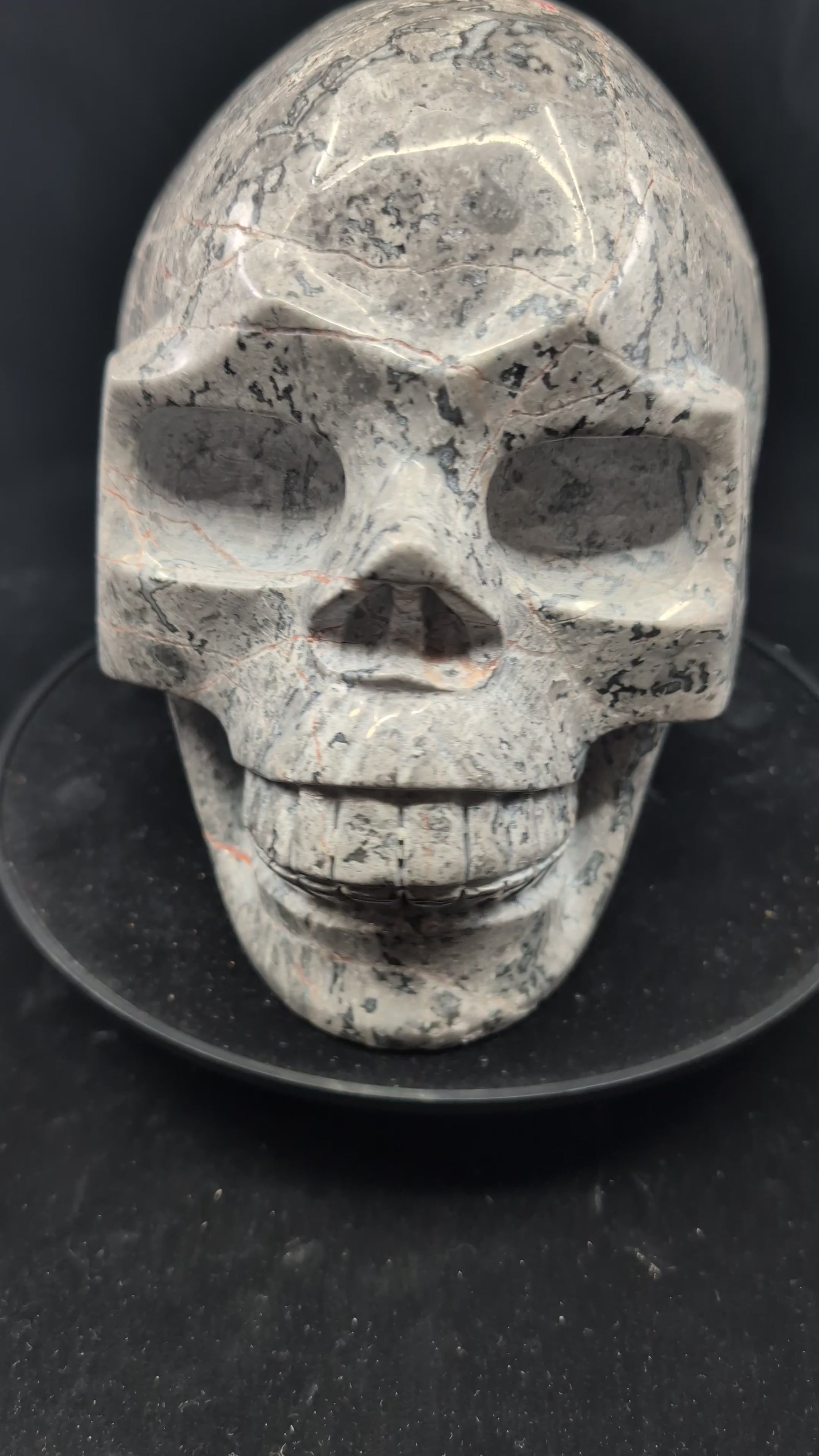 360° video of Picasso Jasper Skull — 5.2 kg museum-scale carving