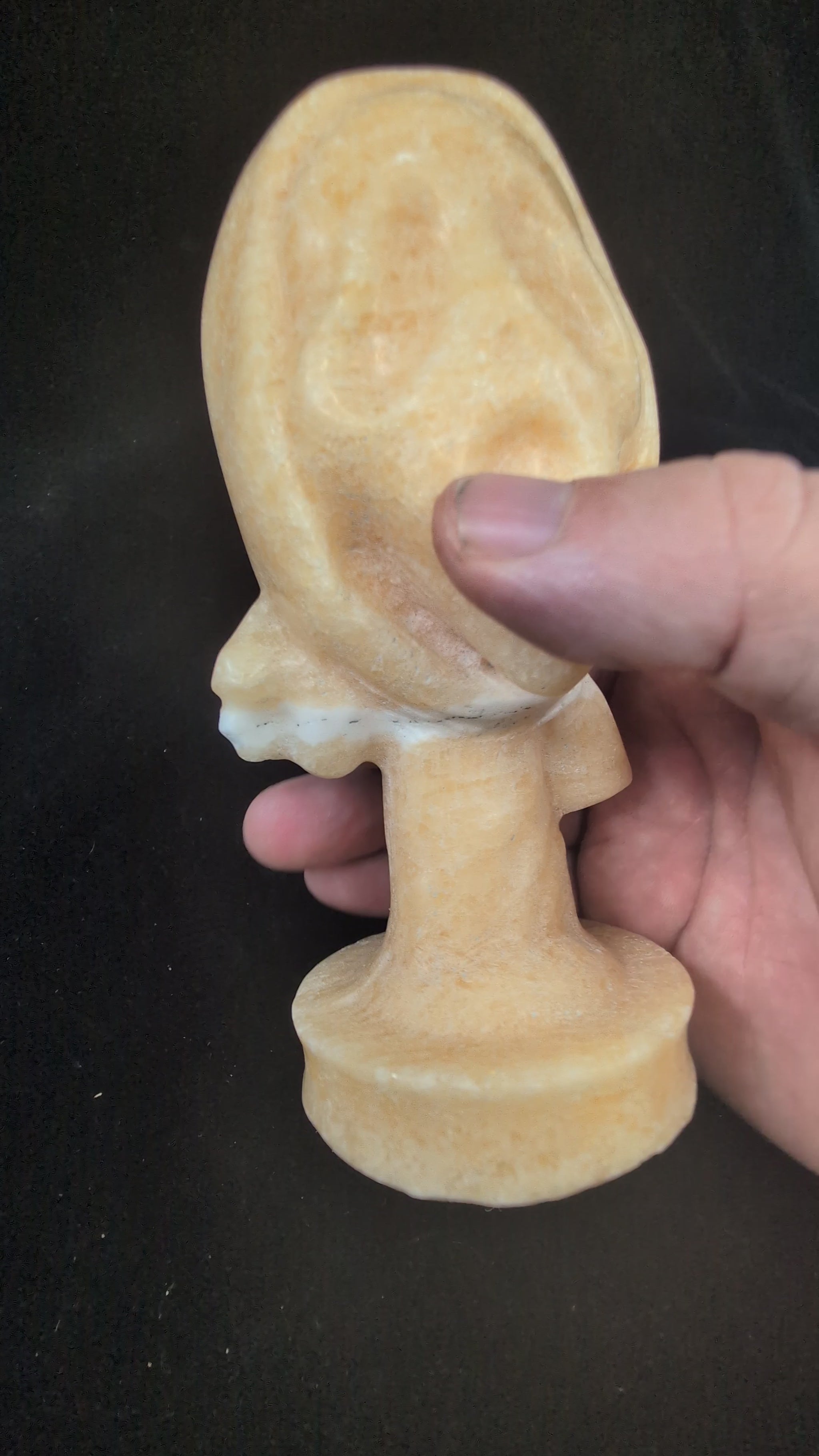 360 video of Yellow Calcite “The Scream” crystal carving, 750g
