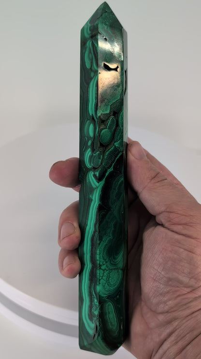 360° rotation video – Malachite tower, 22 cm, premium polished specimen