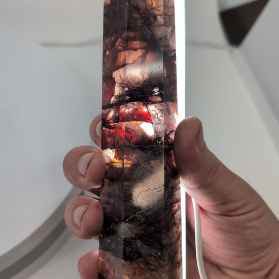 360° rotation video of Fire Quartz tower – 20 cm – Brazil