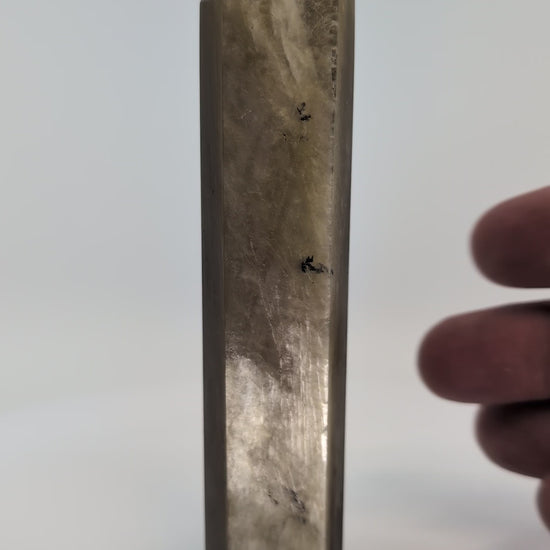 360° rotation video of Golden Mica tower showing golden sheen and fibrous alignment