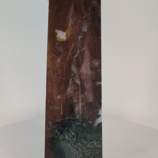 Ocean Jasper Tower OJ-04 video – 16.5 cm, 445 g, multicolor greens and yellows with orbicular pattern. Premium Madagascar jasper tower in full-light rotation.