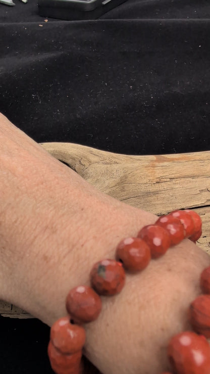 Bracelet en Jaspe Rouge facetté (8mm)