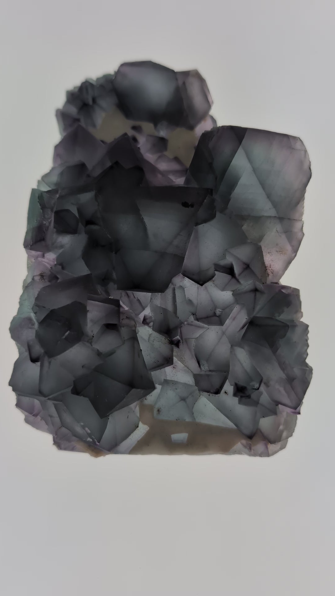 Rare De’an Fluorite Cluster – video with backight