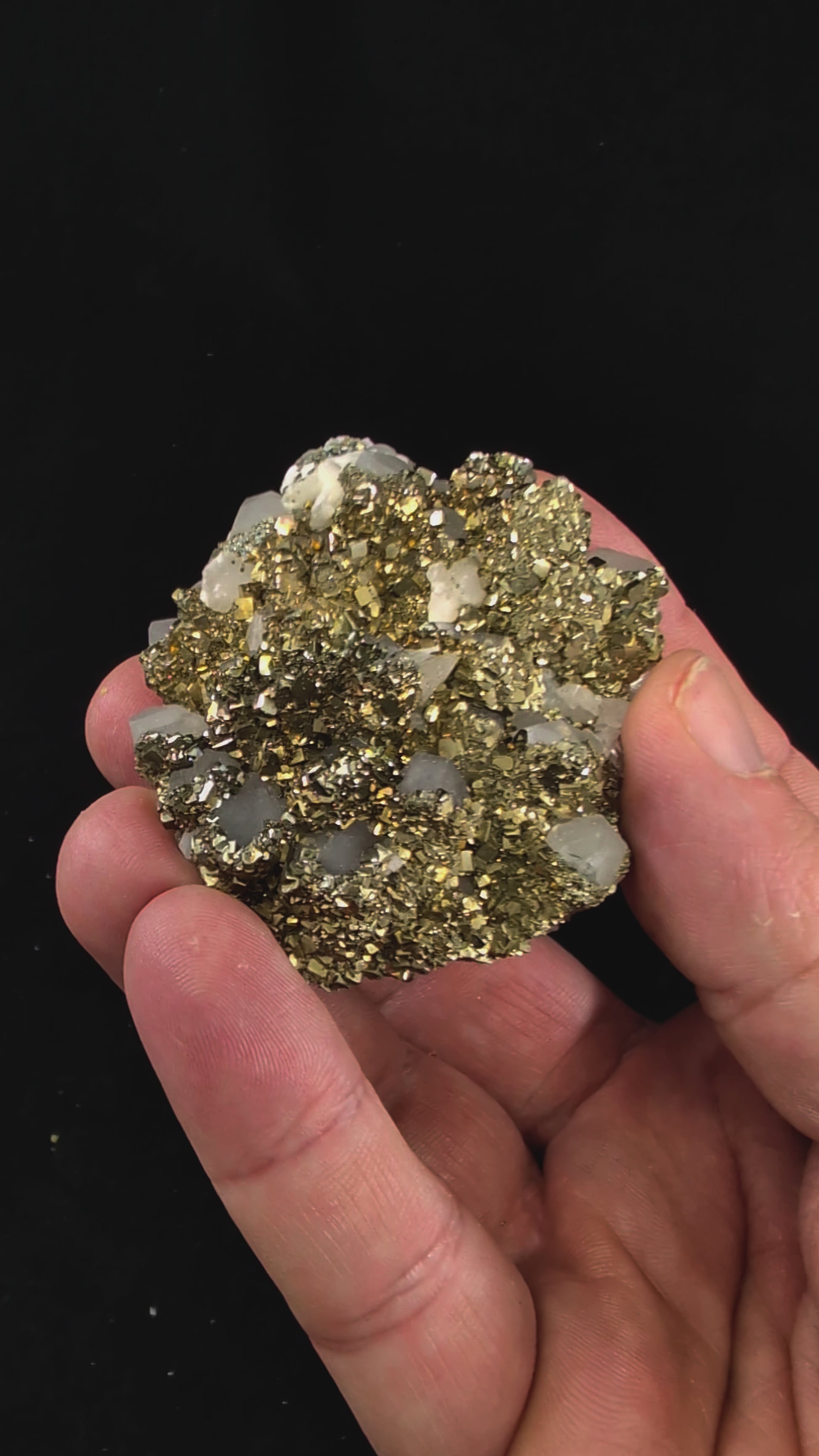 360-degree video of pyrite on quartz mineral specimen from Fujian, China