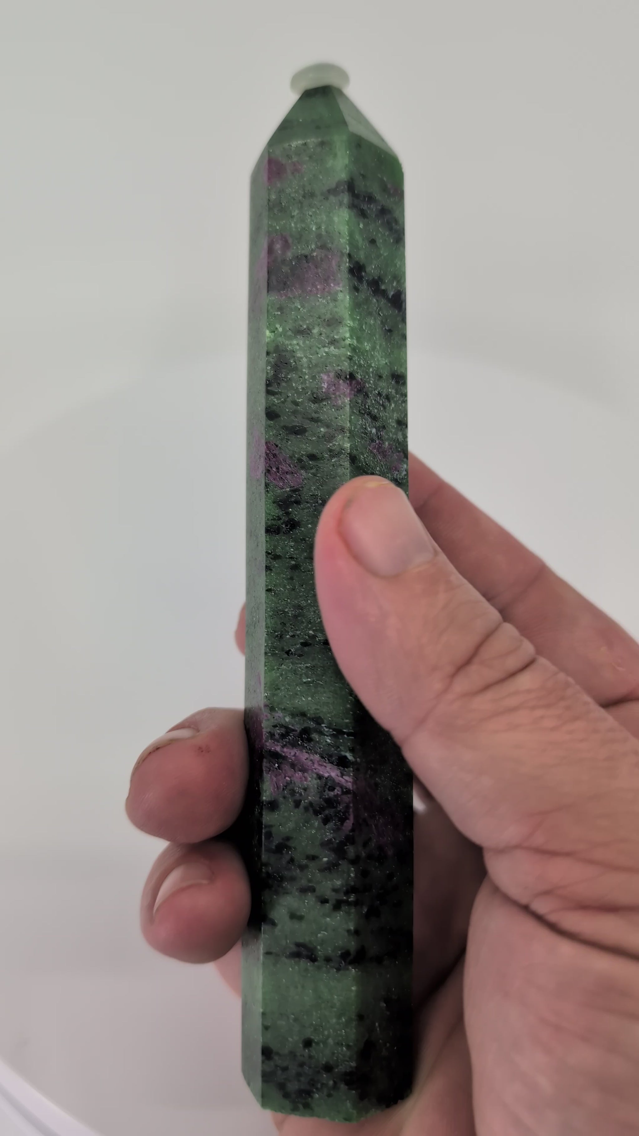 Ruby in Zoisite tower – front view, 15 cm tall