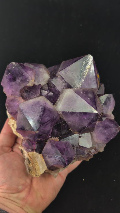Medium Congo Amethyst Cluster with Zoning – 2.3 kg, 6.25" x 6.25"