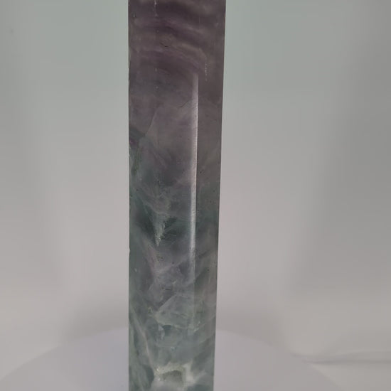 360° rotation video – Banded Fluorite tower, 29 cm, premium specimen