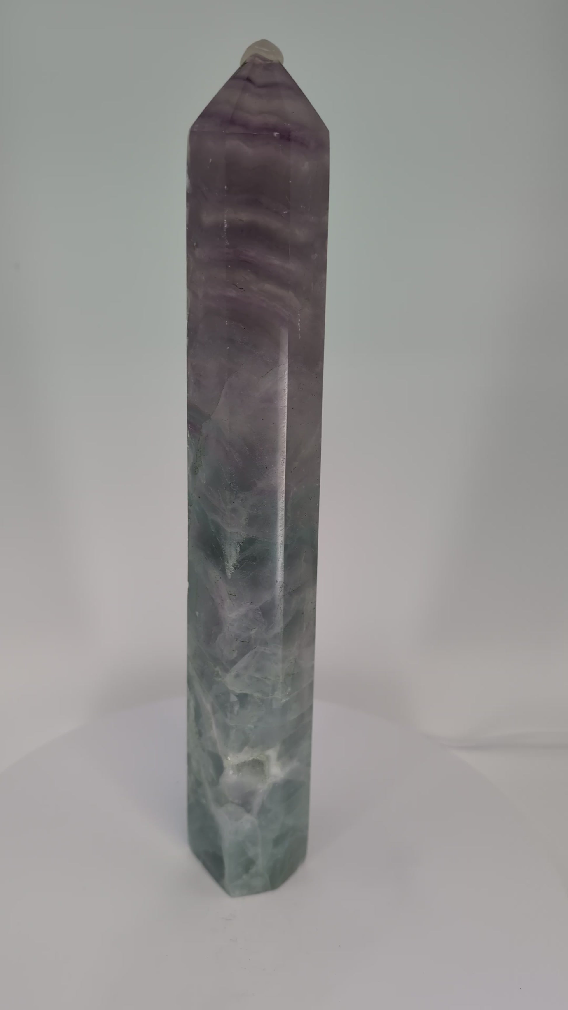 360° rotation video – Banded Fluorite tower, 29 cm, premium specimen