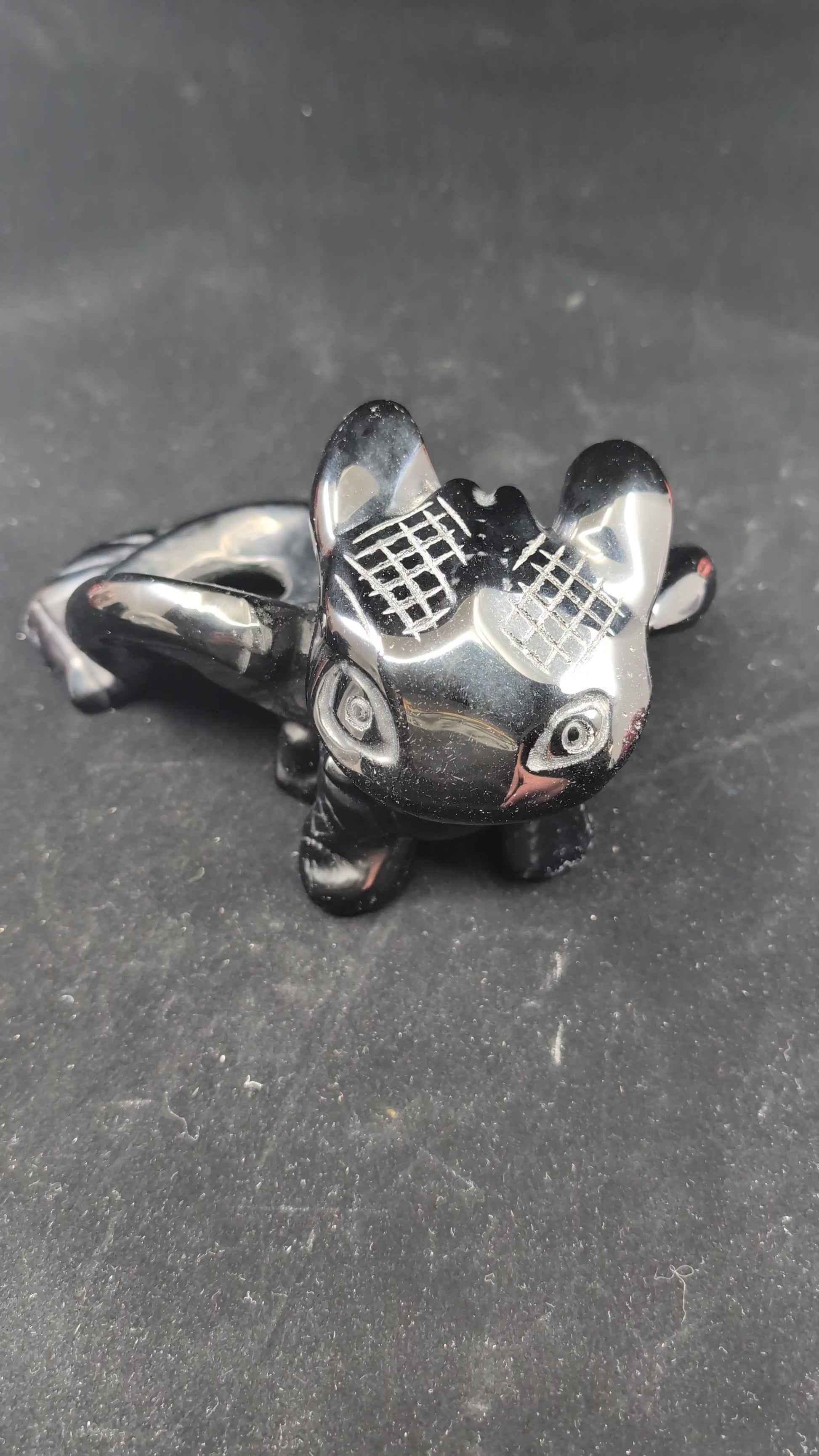 Video of 910g Black Obsidian Toothless dragon carving, front view with glossy polish