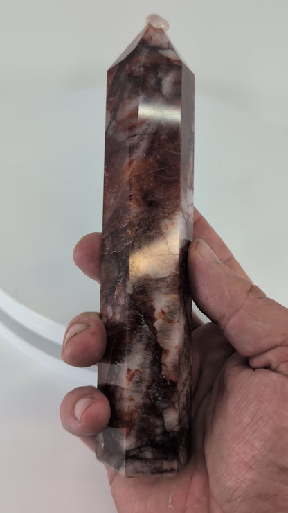 360° rotation video of Fire Quartz tower – Brazil, 17.5 cm