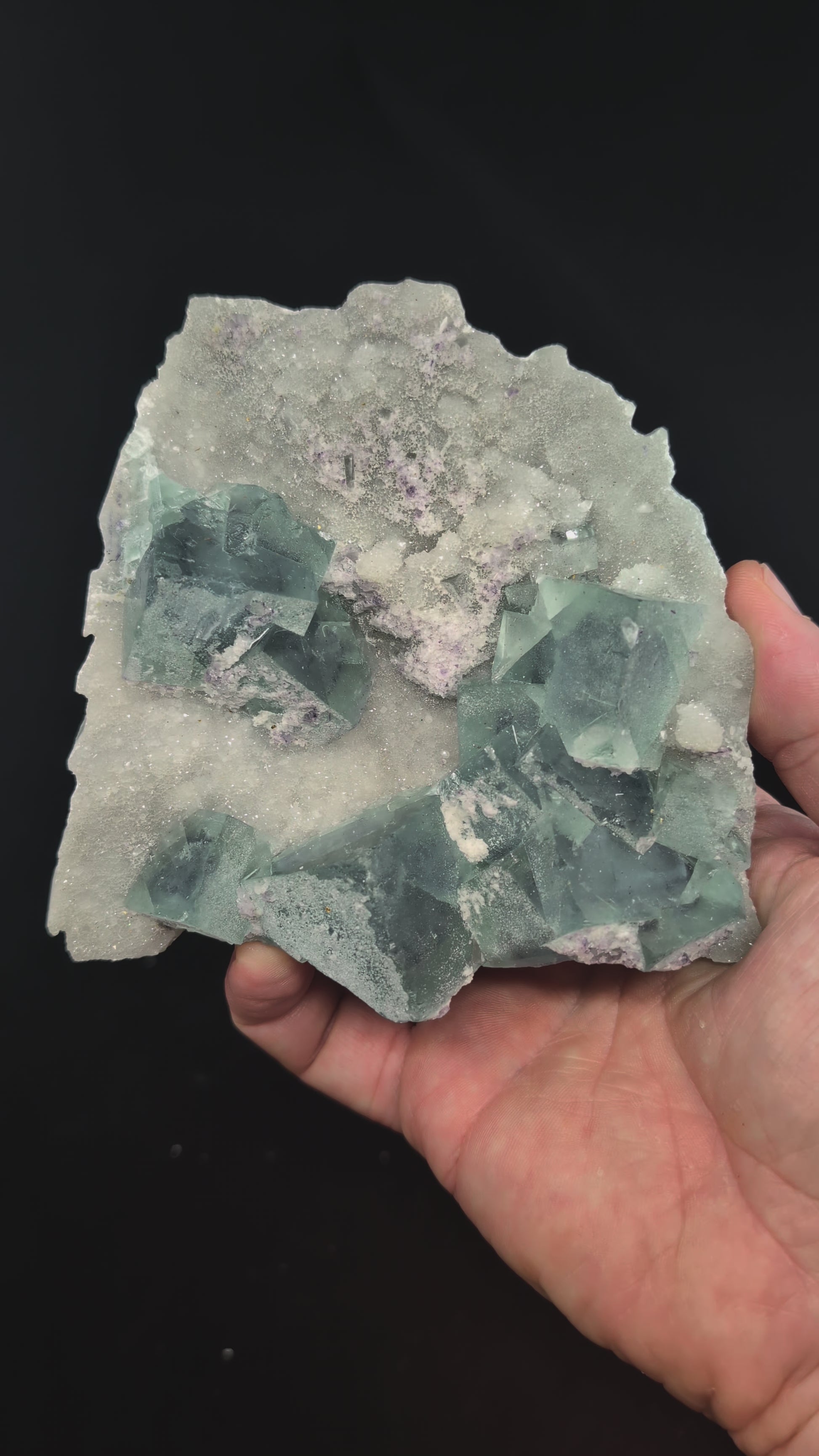 360-degree video of blue jelly fluorite on druzy quartz – Yaogangxian Mine specimen