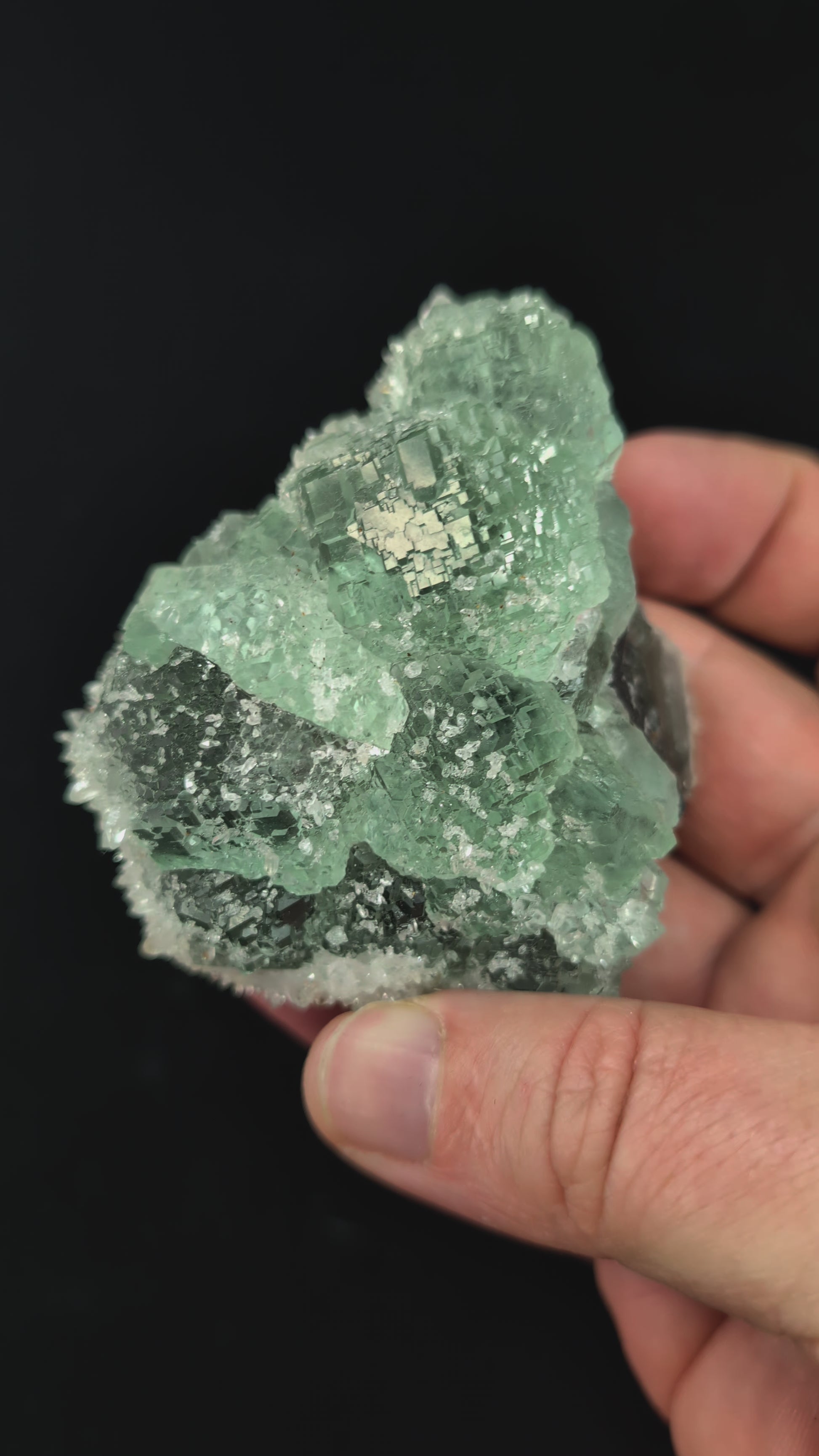 360-degree video of Green Diamond Fluorite with Quartz from Fujian, China – showcasing crystal luster, stepped fluorite growth, and drusy quartz sparkle under lighting