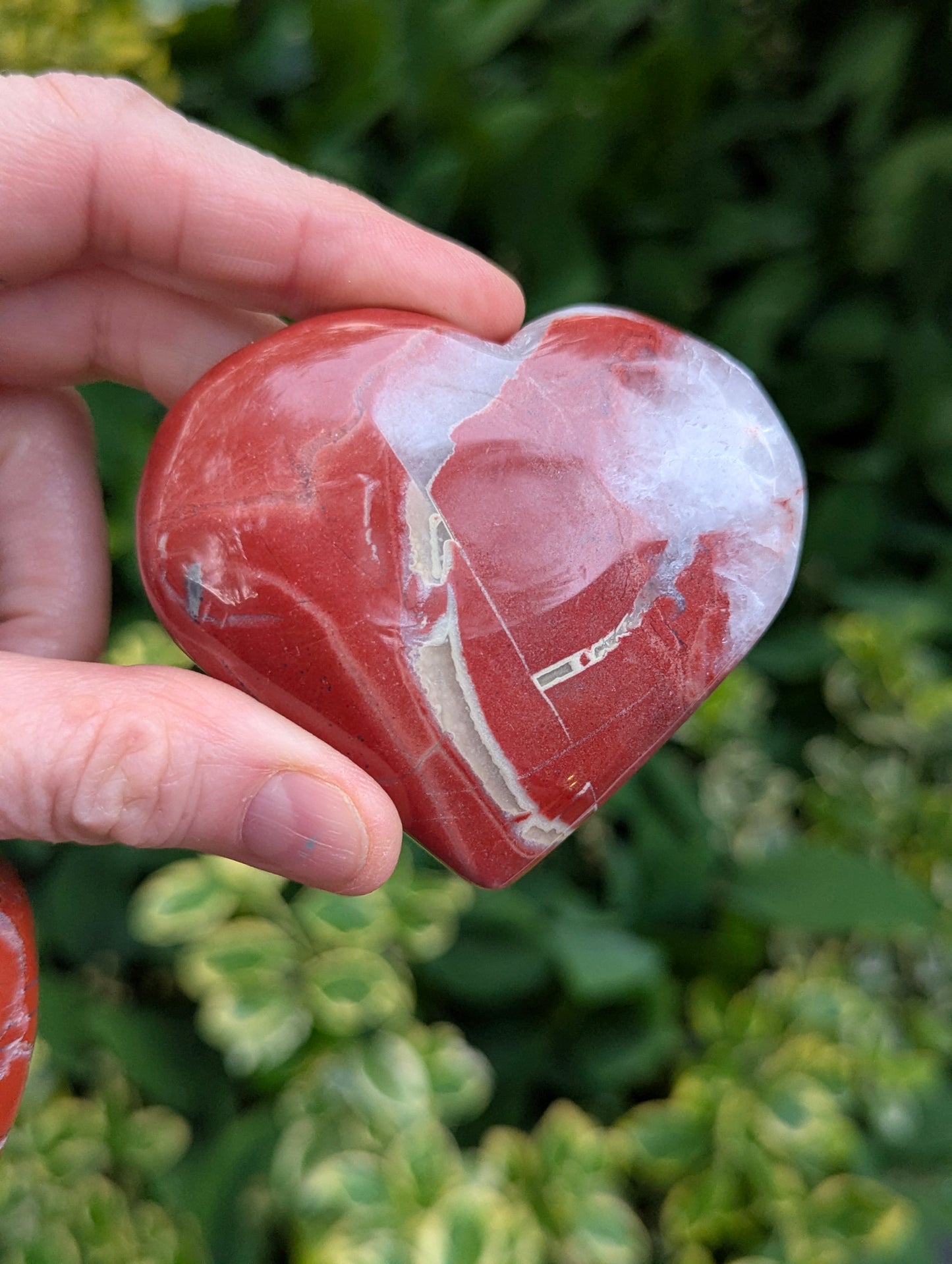 Cœur de jaspe rouge – La pierre de l'endurance