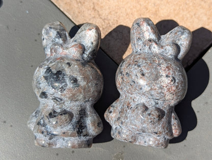 Miffy - Sculpté à partir de minéraux naturels