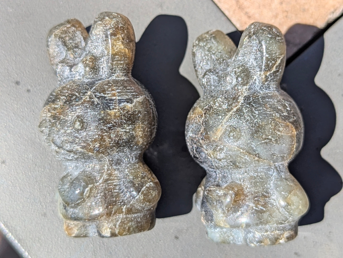 Miffy - Sculpté à partir de minéraux naturels