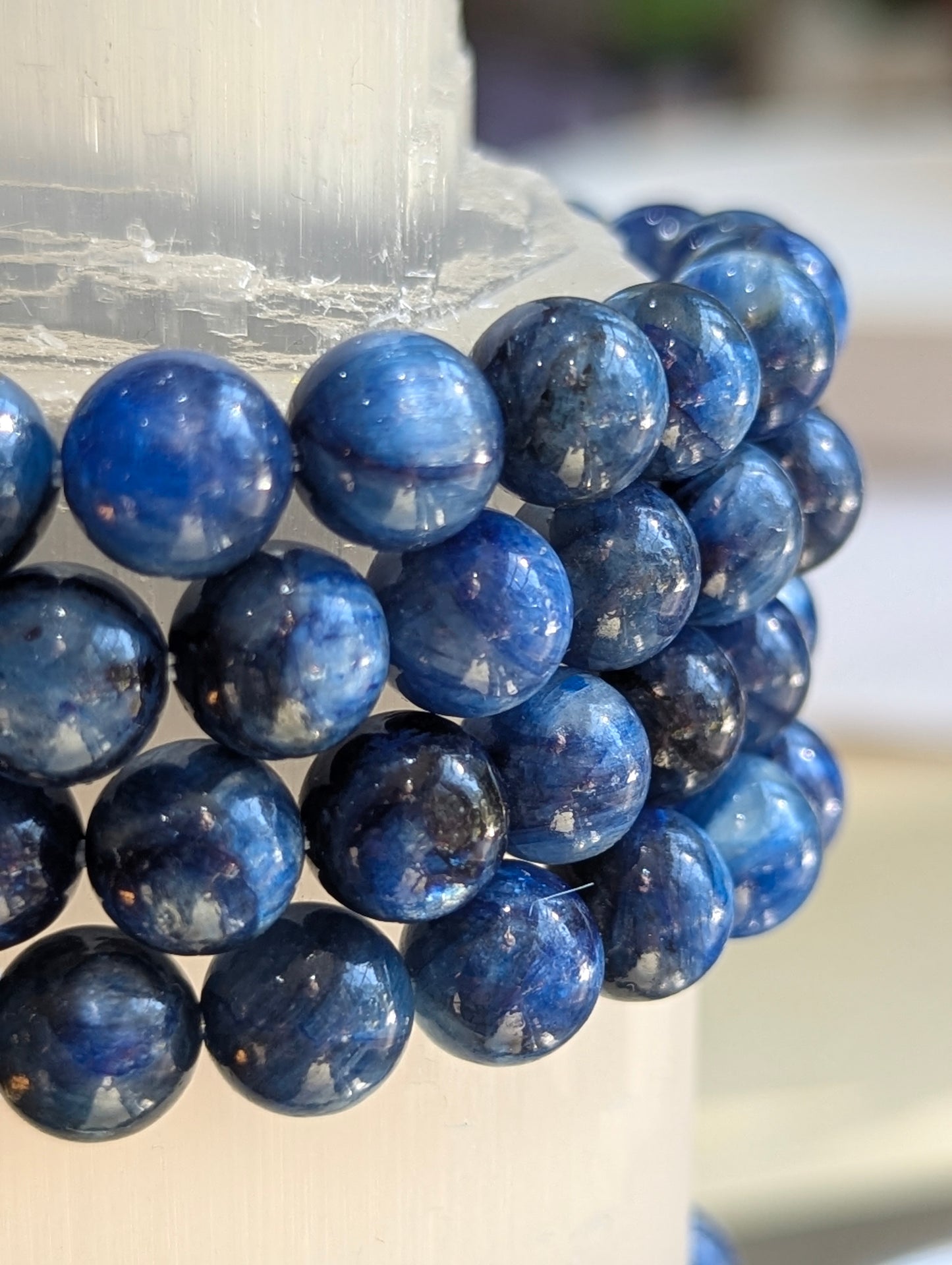Natural Blue Kyanite Bracelet – 8mm - HQ - Silky Bladed Silicate (Brazil)