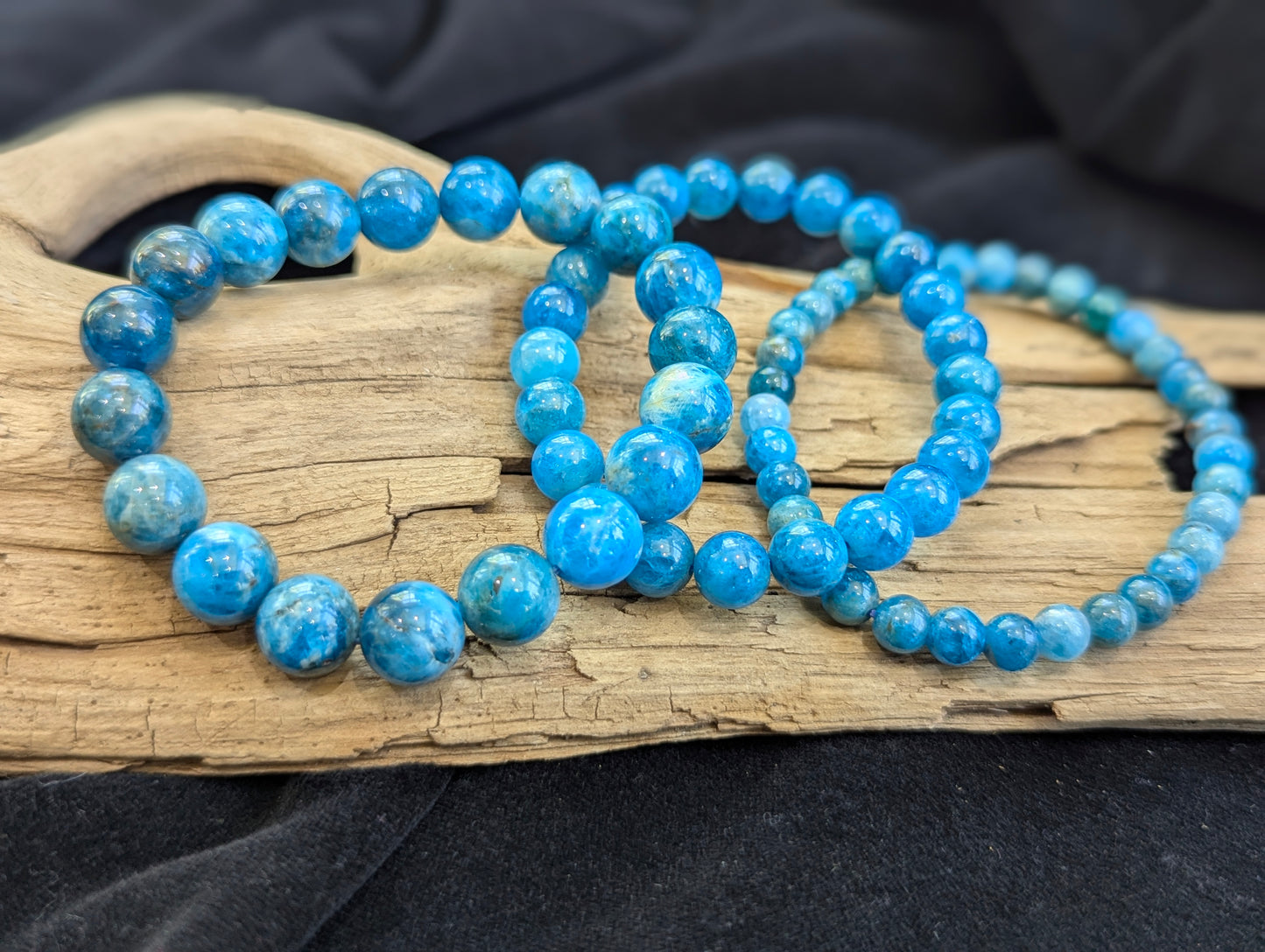 HQ Blue Apatite Bracelet (6mm, 8mm & 10mm Round Beads) – Madagascar