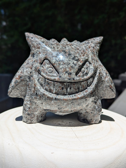 XL Yooperlite Gengar Carving, UV Reactive - 5", 2.55kg
