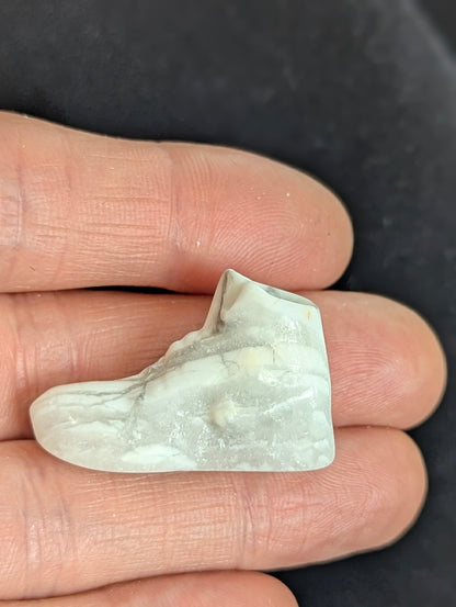 Tiny Running Shoe Mineral Totem ~ 1"