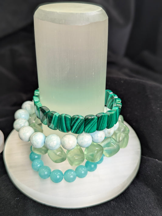 Luminous Selenite Bracelet Charging Tower & Display
