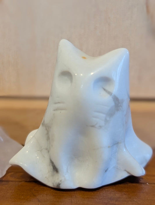 Tiny Ghost Cat Mineral Totem ~ 1"