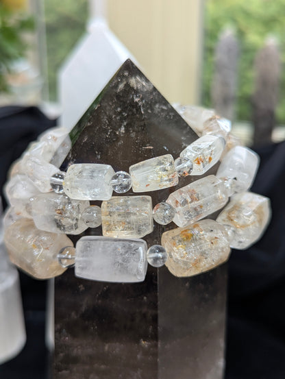 Petroleum Quartz Freeform Bracelet – UV-Reactive Hydrocarbon Inclusions
