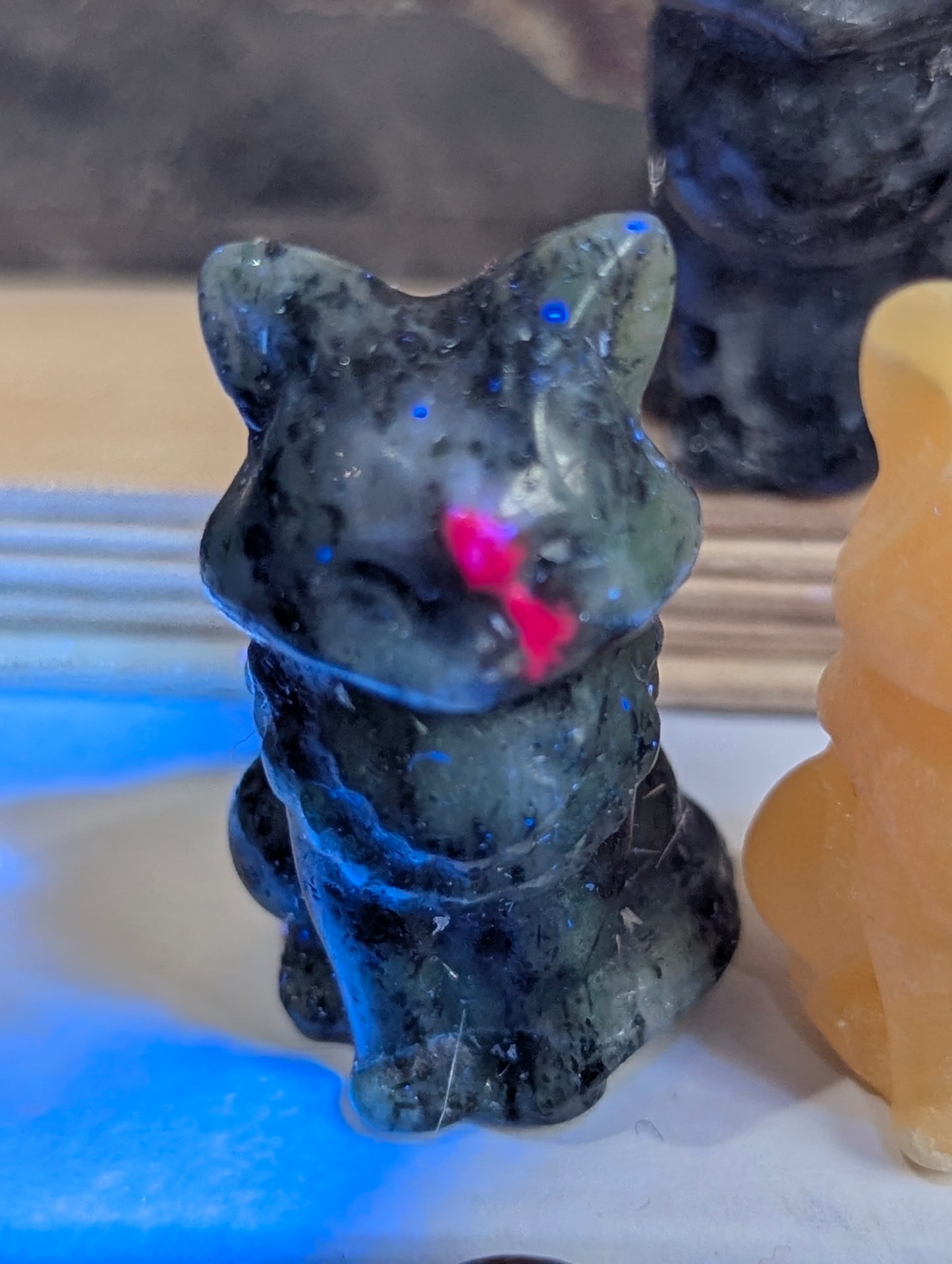 Tiny Fox Mineral Totem ~ 1"