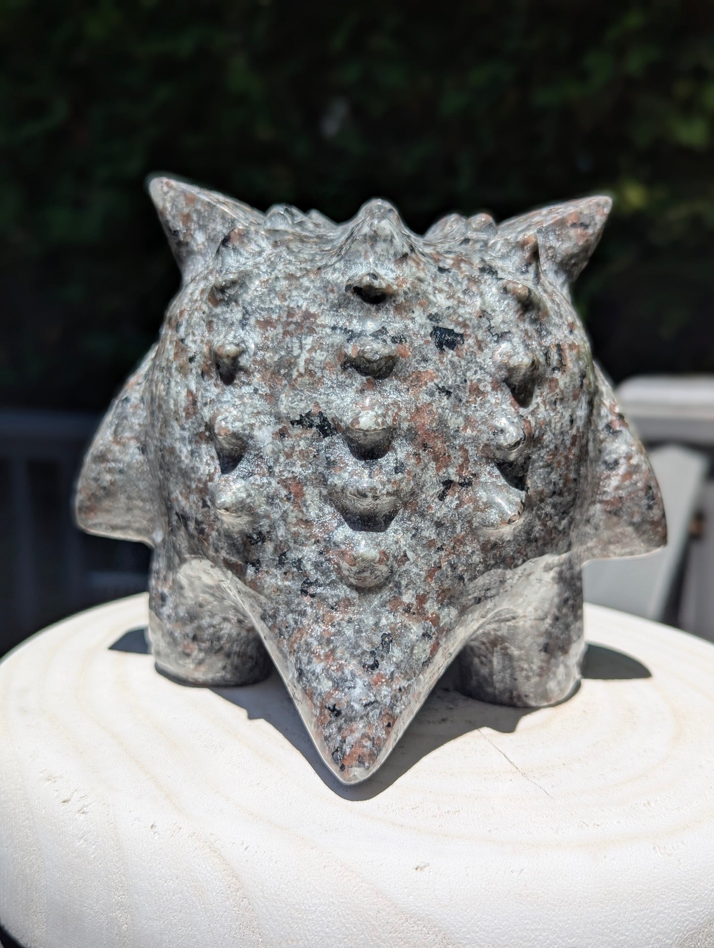 XL Yooperlite Gengar Carving, UV Reactive - 5", 2.55kg