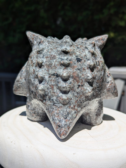 XL Yooperlite Gengar Carving, UV Reactive - 5", 2.55kg