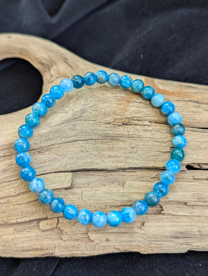 HQ Blue Apatite Bracelet (6mm, 8mm & 10mm Round Beads) – Madagascar