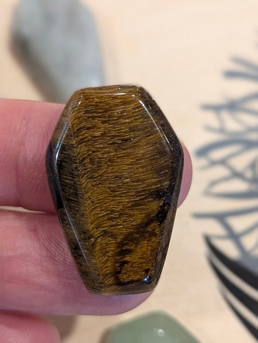 Tiny Crystal Coffin Totem ~ 1" thin