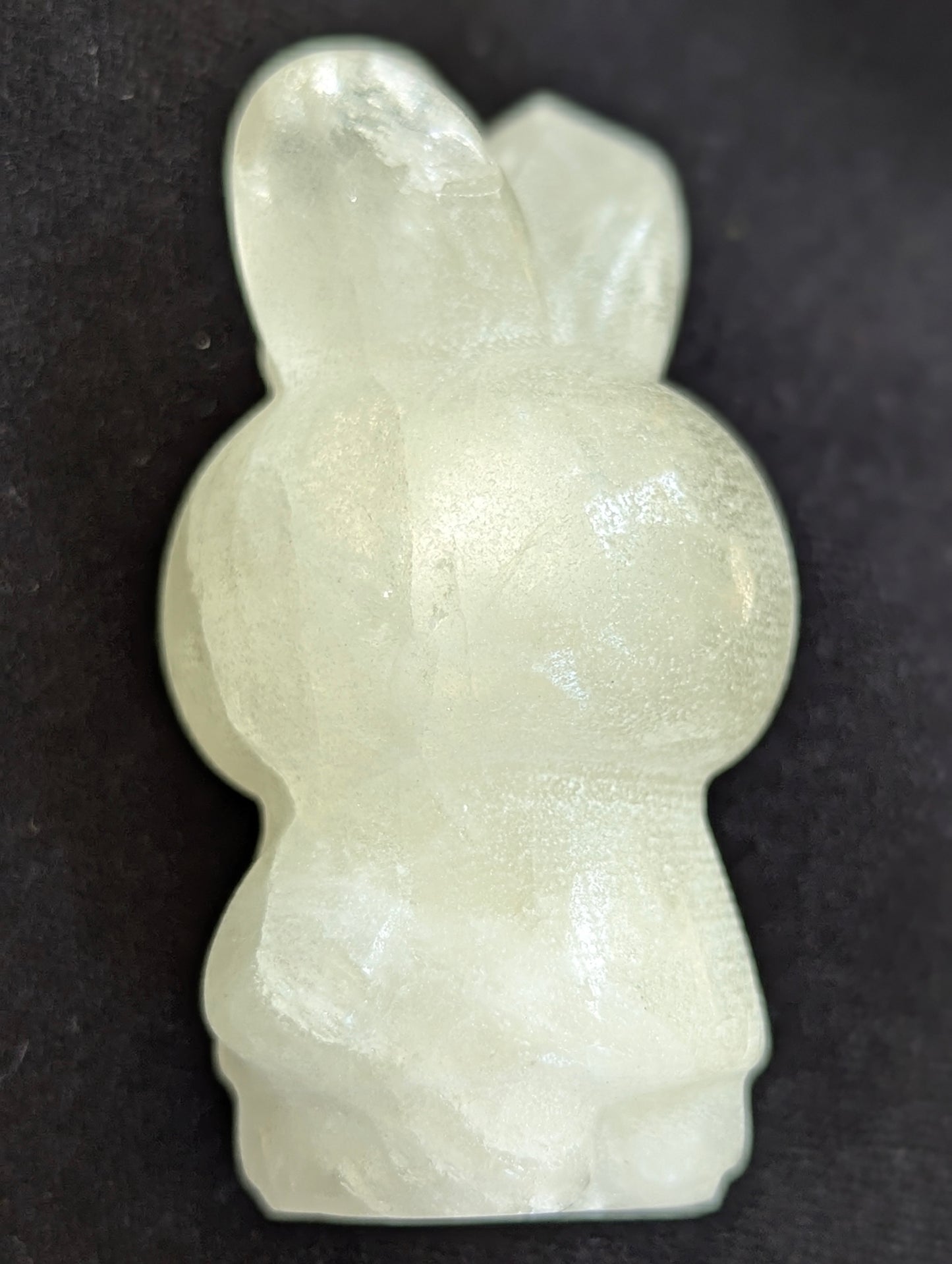 Miffy - Sculpté à partir de minéraux naturels