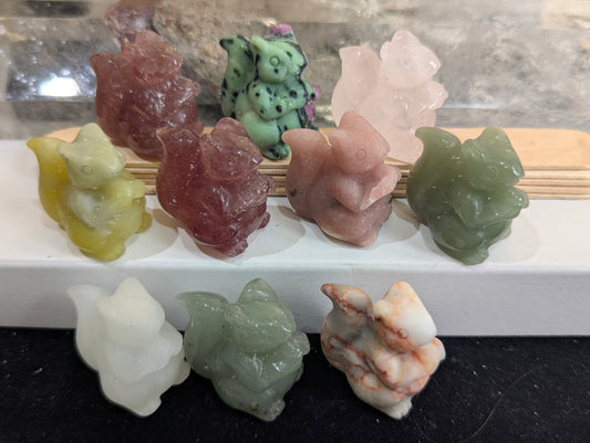Tiny Squirrel Mineral Totem ~ 1"