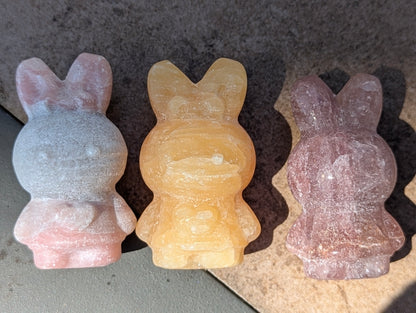 Miffy - Sculpté à partir de minéraux naturels