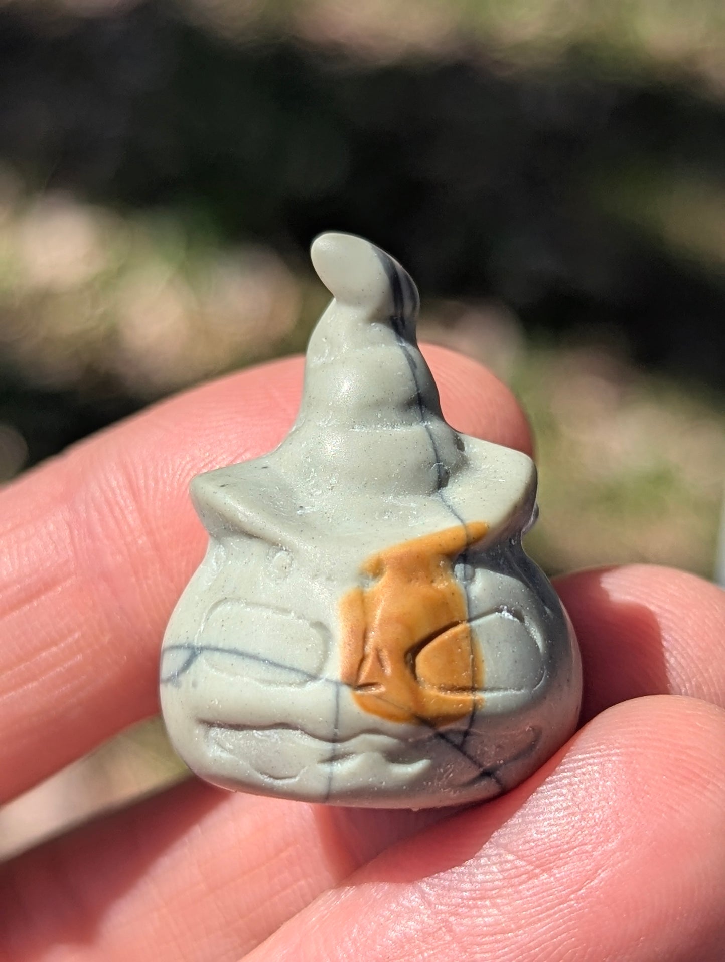 Tiny Pumpkin Witch Hat Mineral Totem ~ 1"