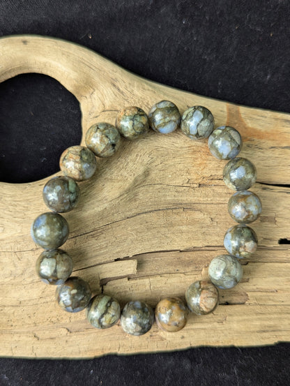 Que Sera (Quesera) Bracelet — 8mm & 10mm Round Beads