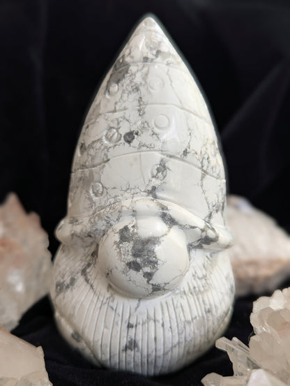 Howlite Gnome | Calm, Patience, Guardianship | ~ 5in, 880g