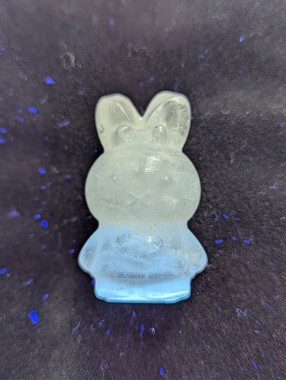 Miffy - Sculpté à partir de minéraux naturels
