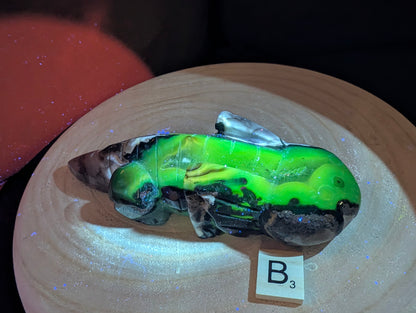 Volcano Agate Axolotl - UV Reactive ~16cm long ~365g