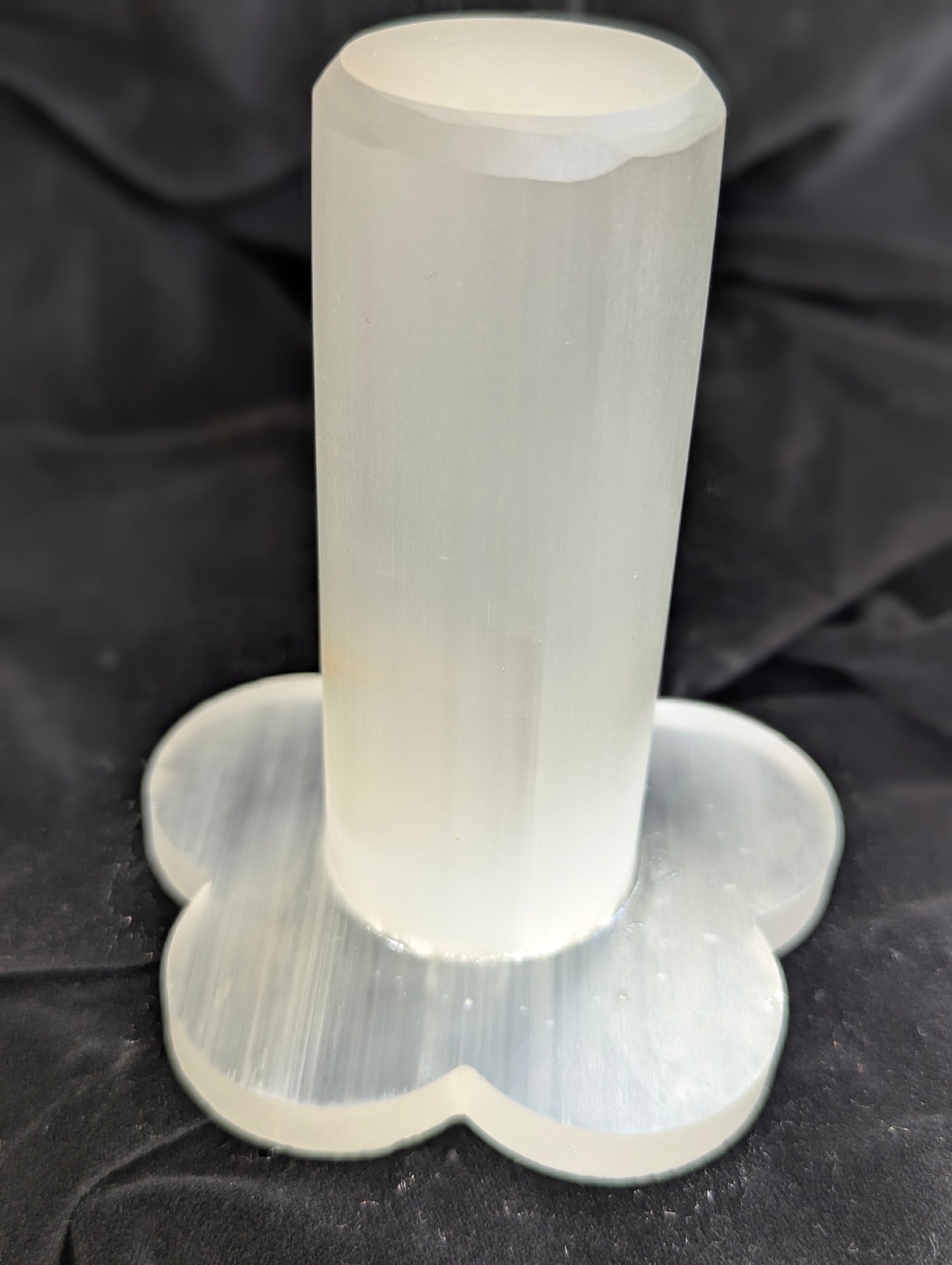 Luminous Selenite Bracelet Charging Tower & Display