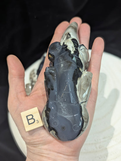 Volcano Agate Axolotl - UV Reactive ~16cm long ~365g