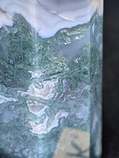 Close-up of delicate dendritic structures in Variant K moss agate.