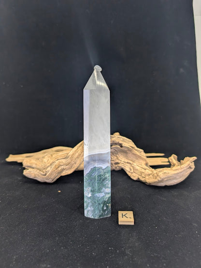 Close-up of delicate dendritic structures in Variant K moss agate.