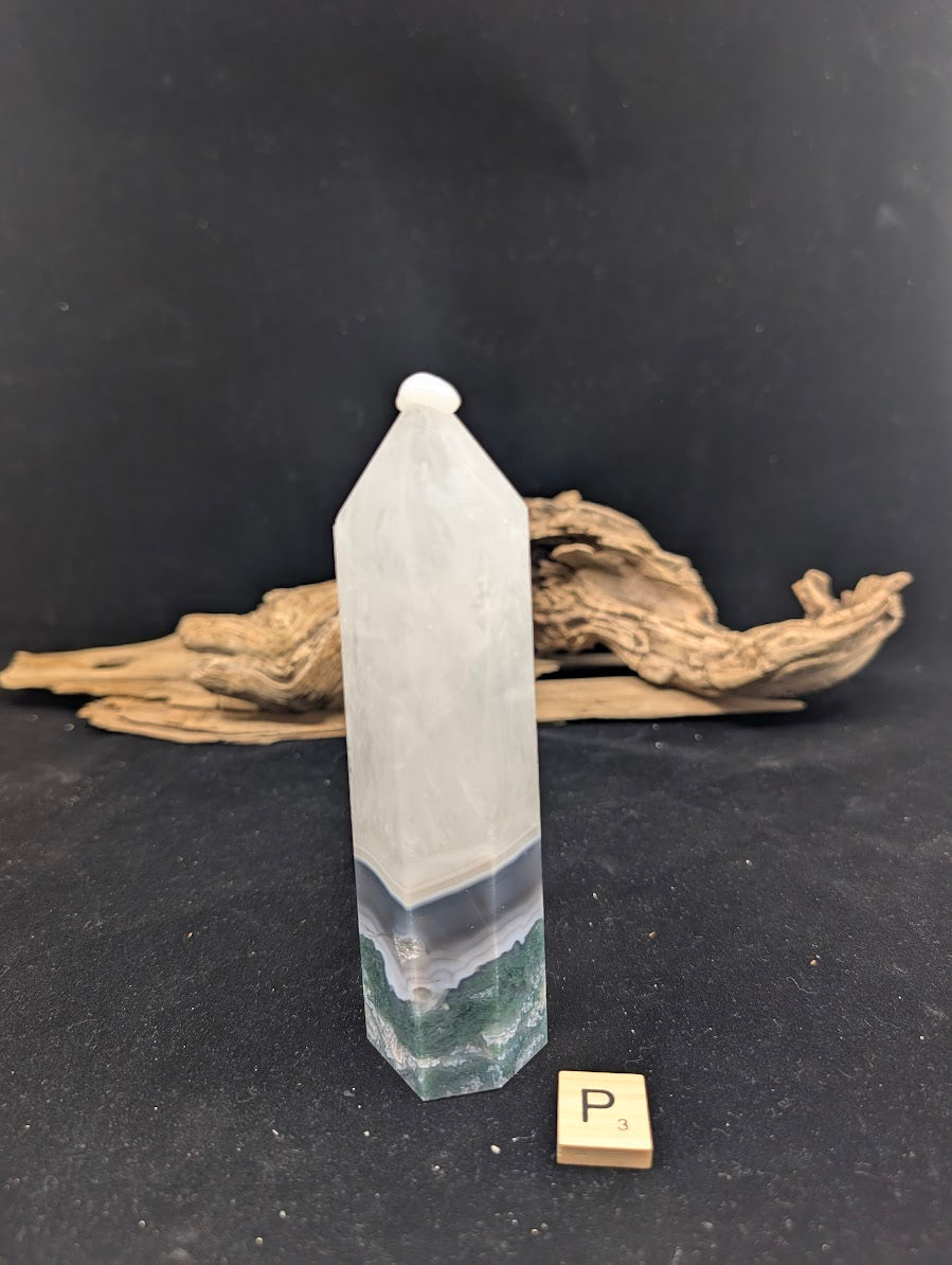 Side angle of Variant P highlighting the sleek wand profile.