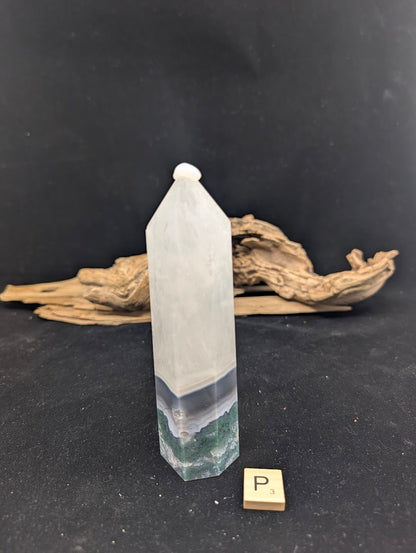 Side angle of Variant P highlighting the sleek wand profile.