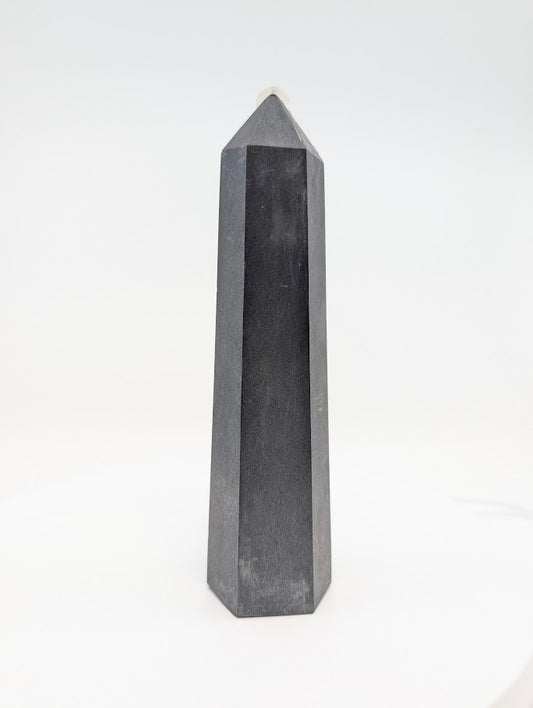 Shungite tower with glossy graphite sheen from Karelia Russia – 440g