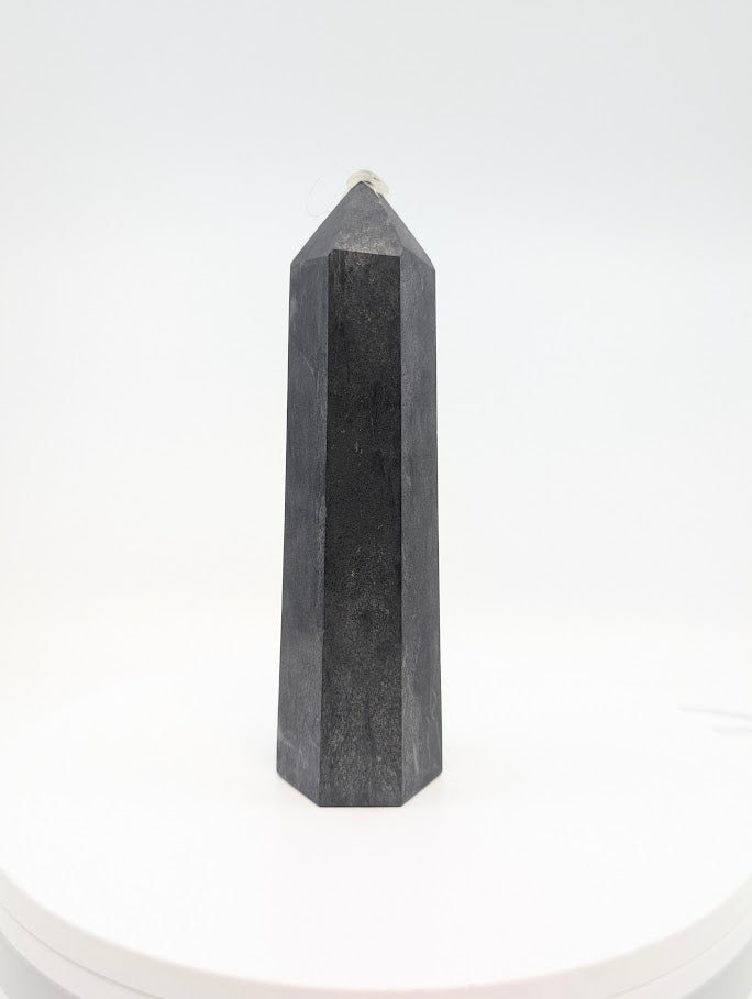 Deep black polished Shungite tower from Karelia Russia – 535g energy protection crystal